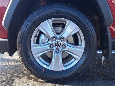 2025 Toyota RAV4 XLE