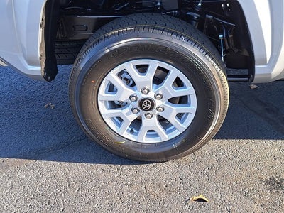 2025 Toyota Tacoma SR5