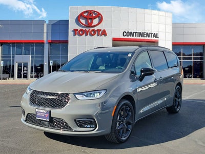 2025 Chrysler Pacifica Limited