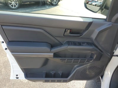 2025 Toyota Tacoma 4WD SR5