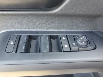 2025 Toyota Tacoma 4WD SR5