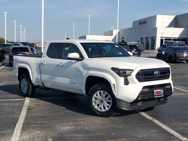 2025 Toyota Tacoma 4WD SR5
