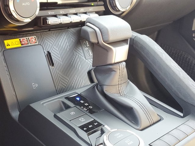 2025 Toyota Tacoma 4WD SR5