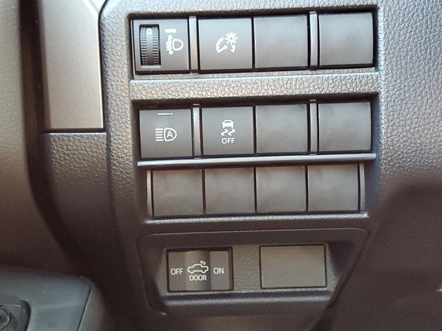 2025 Toyota Tacoma 4WD SR5