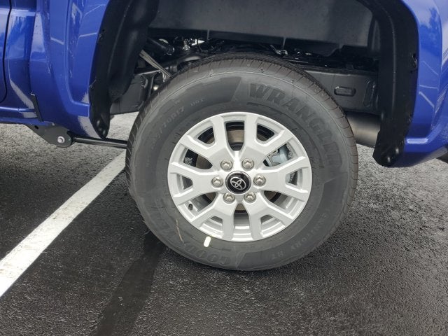 2025 Toyota Tacoma 4WD SR5