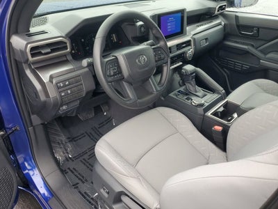 2025 Toyota Tacoma 4WD SR5