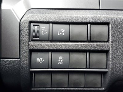 2025 Toyota Tacoma 4WD SR5