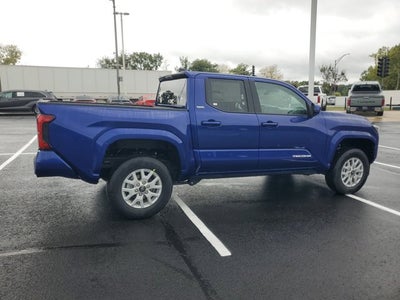 2025 Toyota Tacoma 4WD SR5