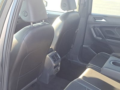 2022 Volkswagen Tiguan SEL R-Line