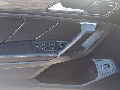 2022 Volkswagen Tiguan SEL R-Line