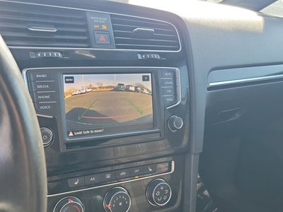 2017 Volkswagen Golf GTI Sport