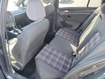 2017 Volkswagen Golf GTI Sport