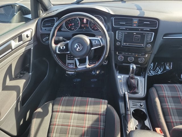2017 Volkswagen Golf GTI Sport