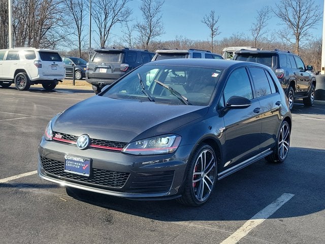 2017 Volkswagen Golf GTI Sport