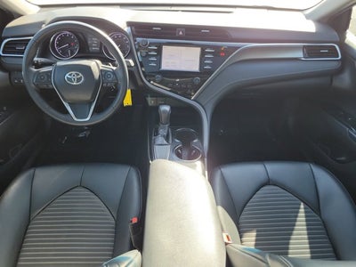2018 Toyota Camry SE