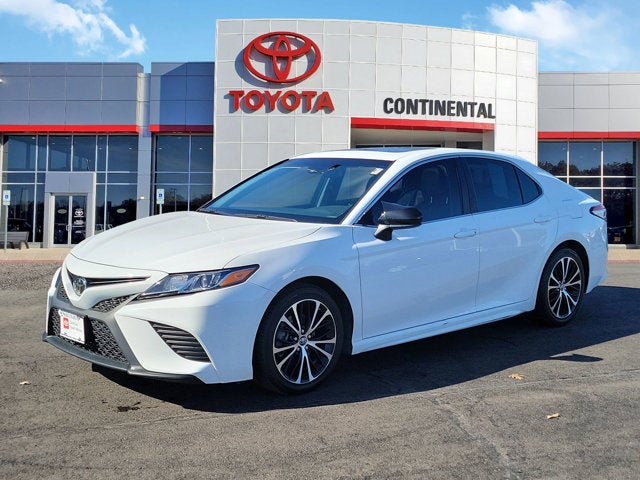 2018 Toyota Camry SE