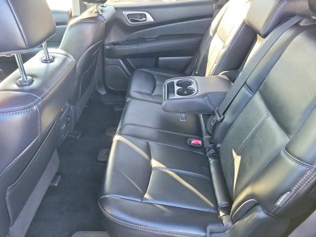 2019 Nissan Pathfinder SL