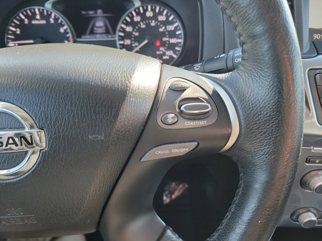 2019 Nissan Pathfinder SL