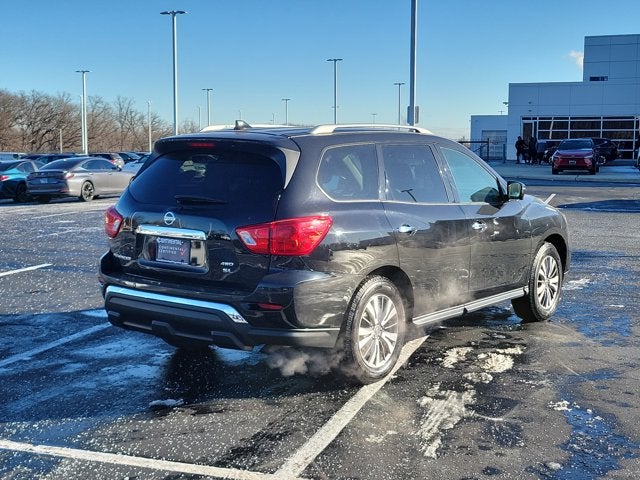 2019 Nissan Pathfinder SL