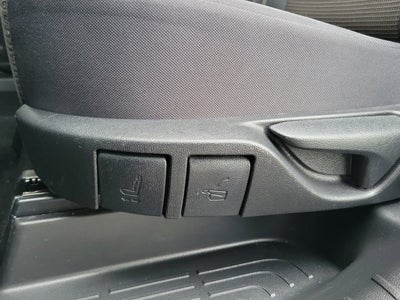 2020 Toyota Highlander LE