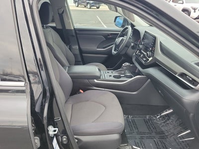 2020 Toyota Highlander LE