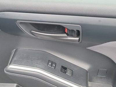 2020 Toyota Highlander LE