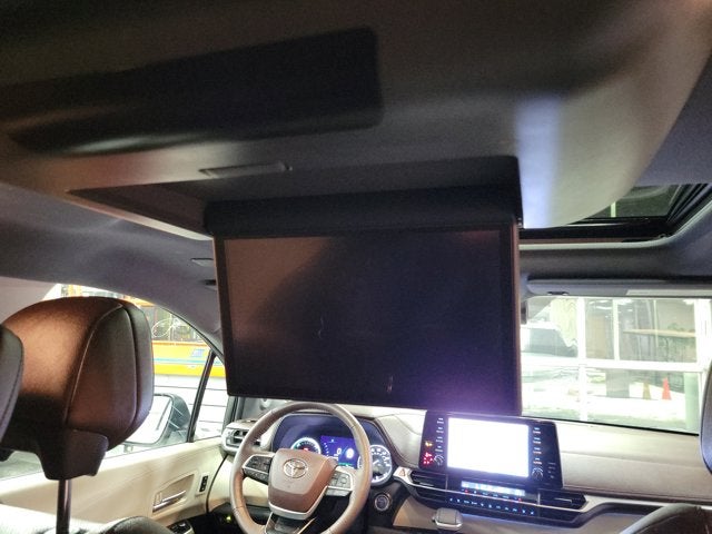 2024 Toyota Sienna Platinum