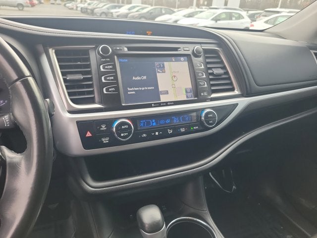 2019 Toyota Highlander SE