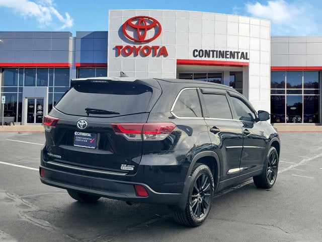2019 Toyota Highlander SE