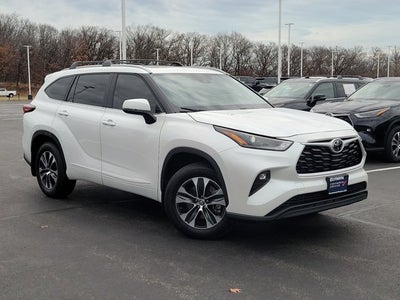 2025 Toyota Highlander XLE