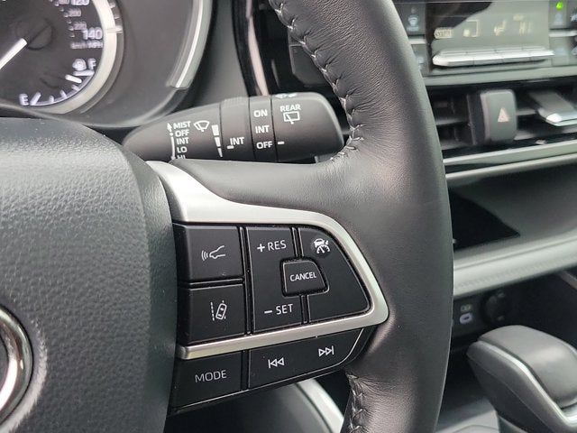 2025 Toyota Highlander XLE