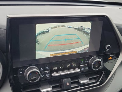 2025 Toyota Highlander XLE