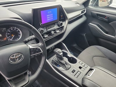 2024 Toyota Highlander LE