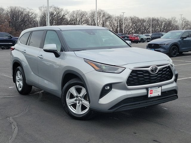 2024 Toyota Highlander LE