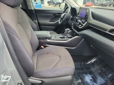 2024 Toyota Highlander LE