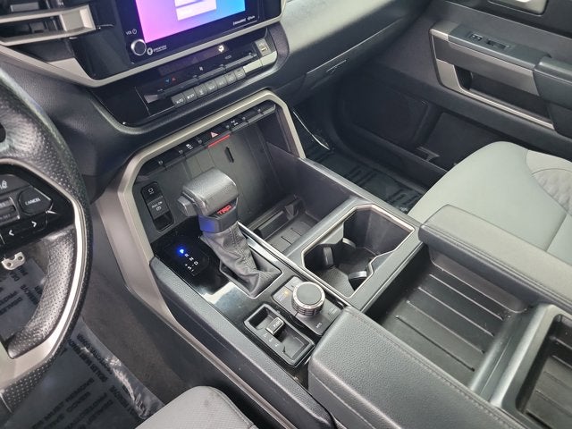 2022 Toyota Tundra 4WD SR5