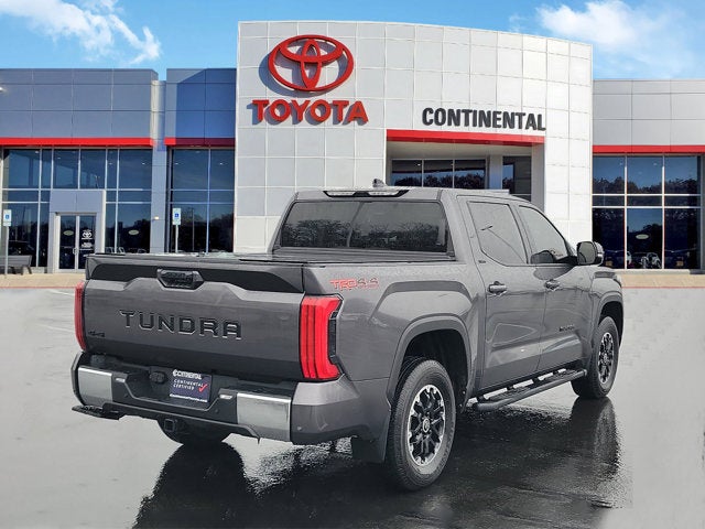 2022 Toyota Tundra 4WD SR5