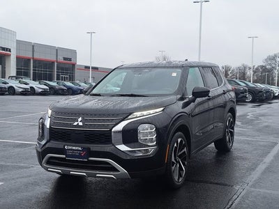 2024 Mitsubishi Outlander SE