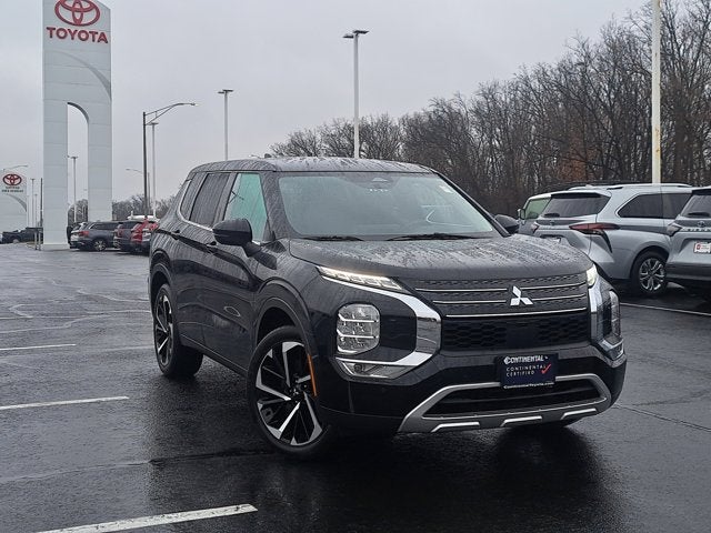 2024 Mitsubishi Outlander SE