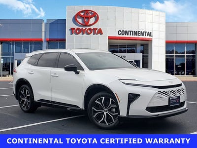 2025 Toyota Crown Signia XLE