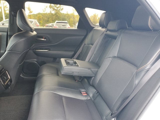 2025 Toyota Crown Signia XLE