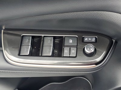 2025 Toyota Crown Signia XLE