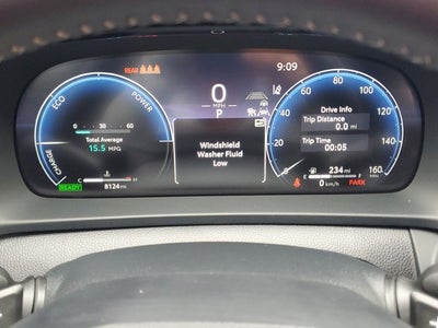 2025 Toyota Crown Signia XLE