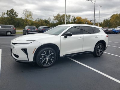 2025 Toyota Crown Signia XLE