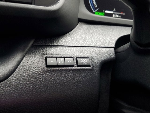 2025 Toyota Crown Signia XLE