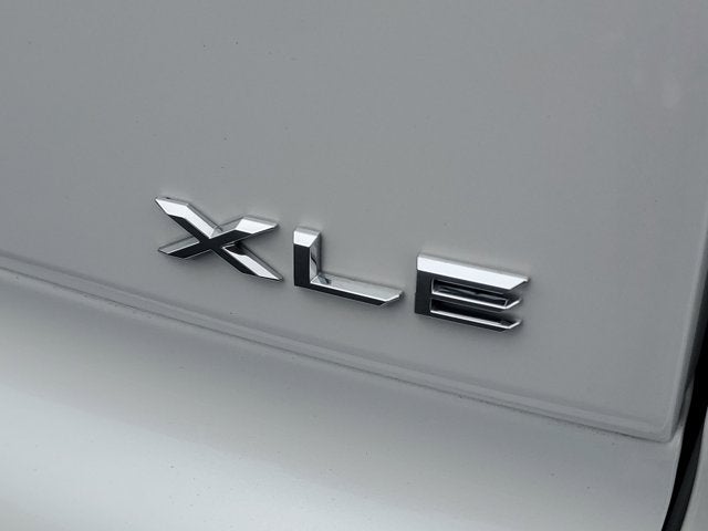 2025 Toyota Crown Signia XLE