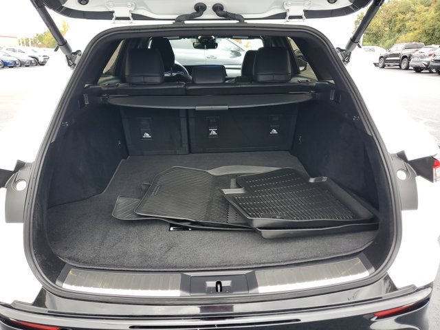 2025 Toyota Crown Signia XLE