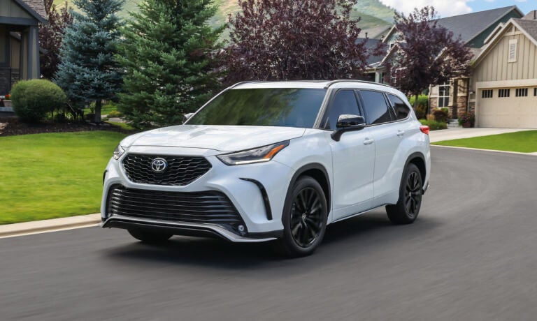 2023 Toyota Highlander exterior residential road