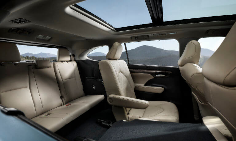 2023 Toyota Highlander interior seating